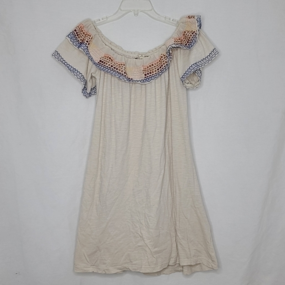 Chelsea & Violet Small Cream‎ Ruffle Mini Dress